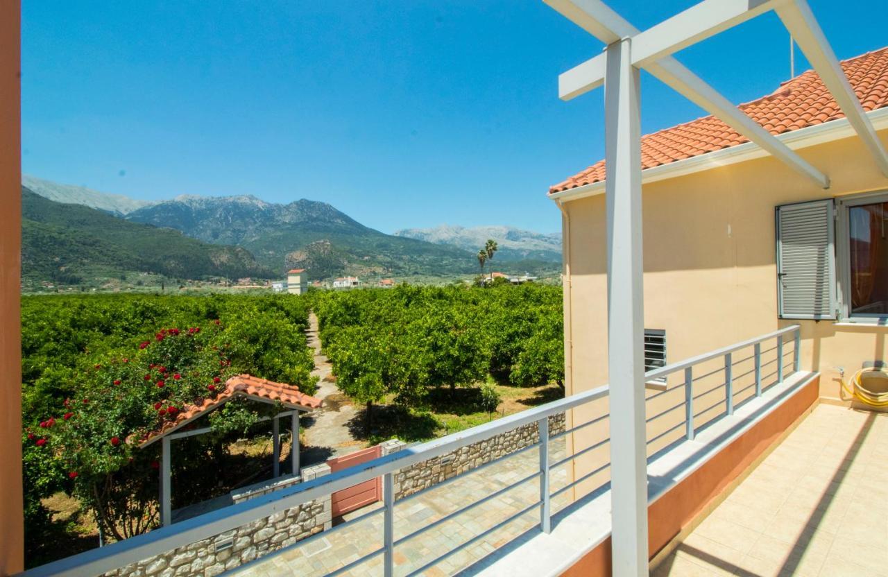 Villa Rodoula In Mystras Спарти Екстериор снимка